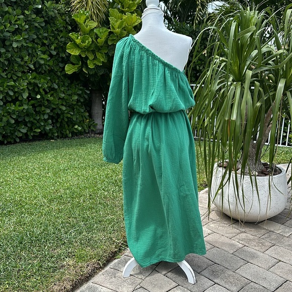 J & L PARIS GREEN COTTON ONE SHOULDER DRESS WITH BELT - Picture 4 of 12